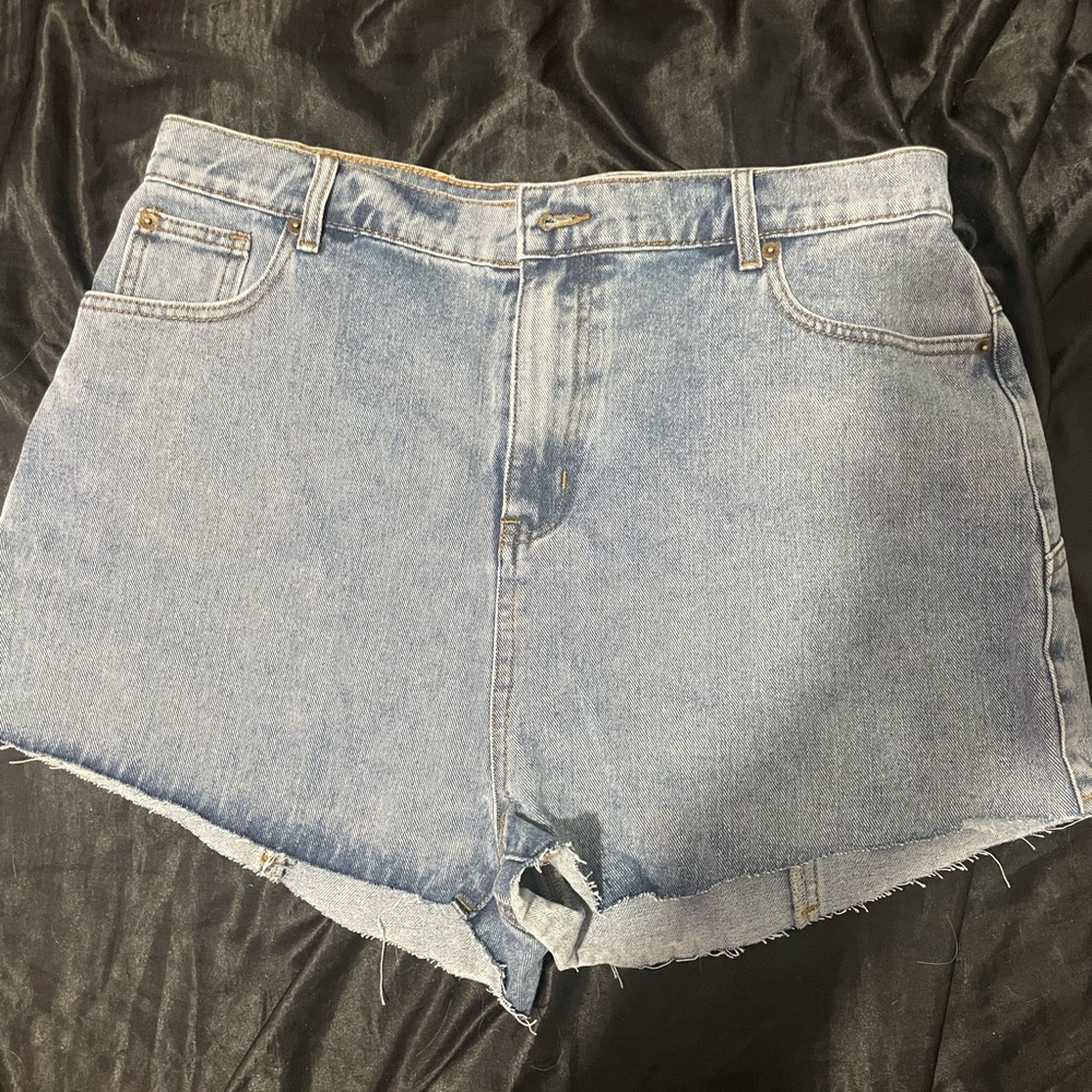 Nasty Gal Star Jean Shorts